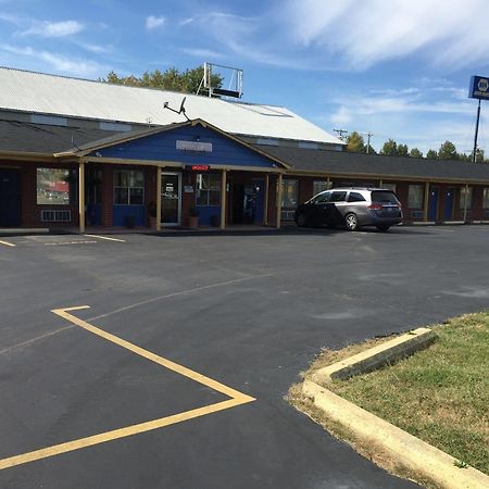 Economy Inn St. James 外观 照片